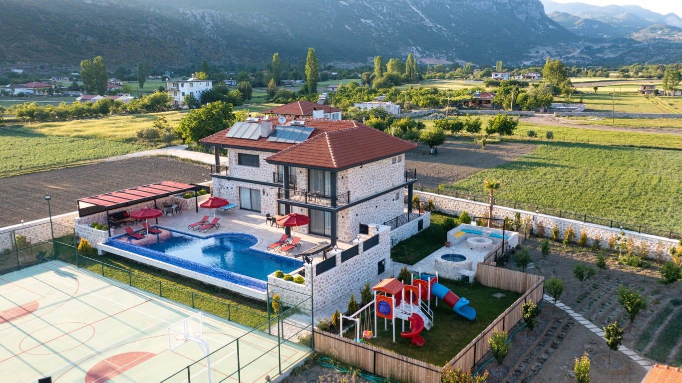 Kalkan, Bezirgan bölgesinde, 3 odalı, Özel Havuzlu Villa