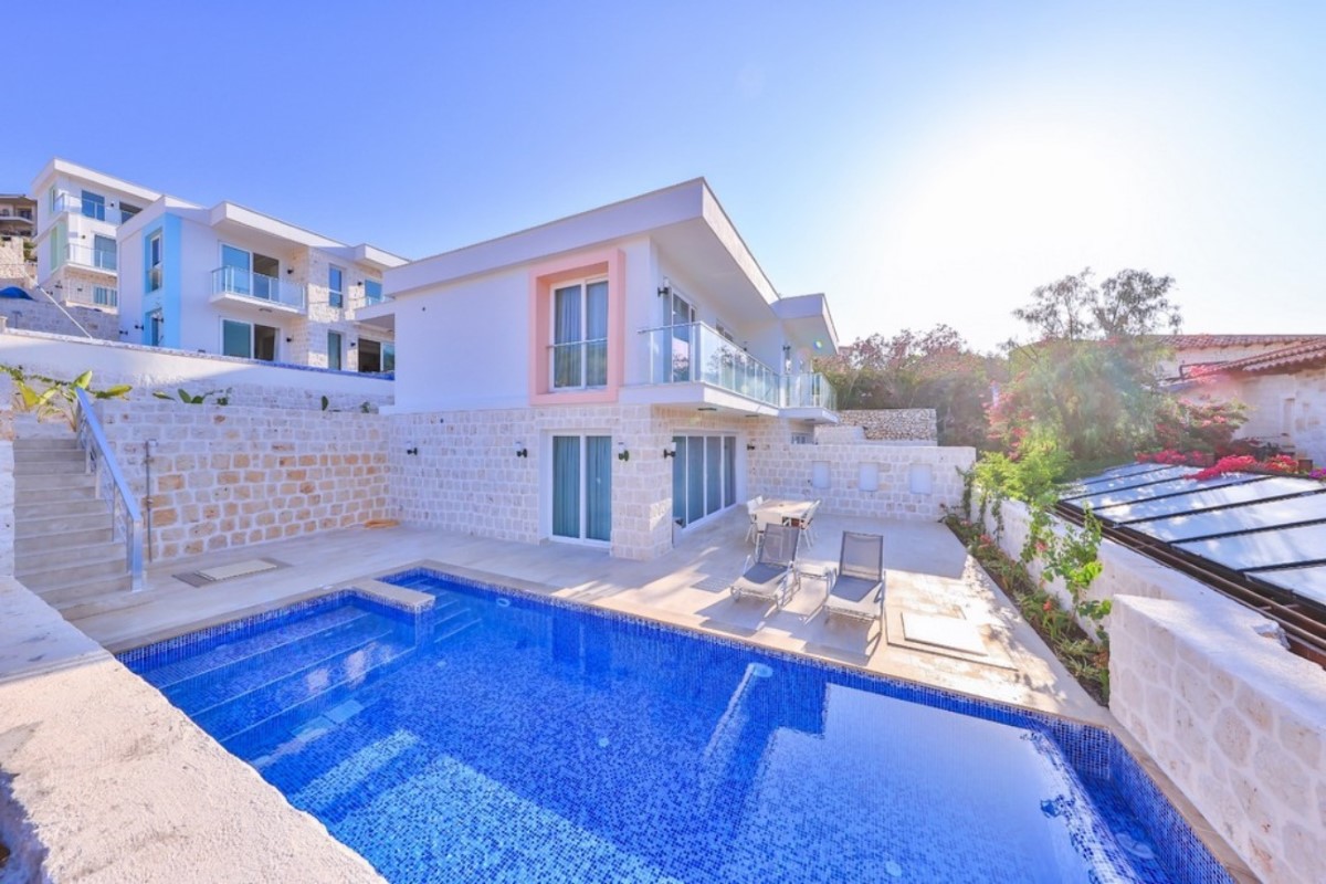 Kaş, Yarımada bölgesinde, 2 odalı, Özel Havuzlu Villa