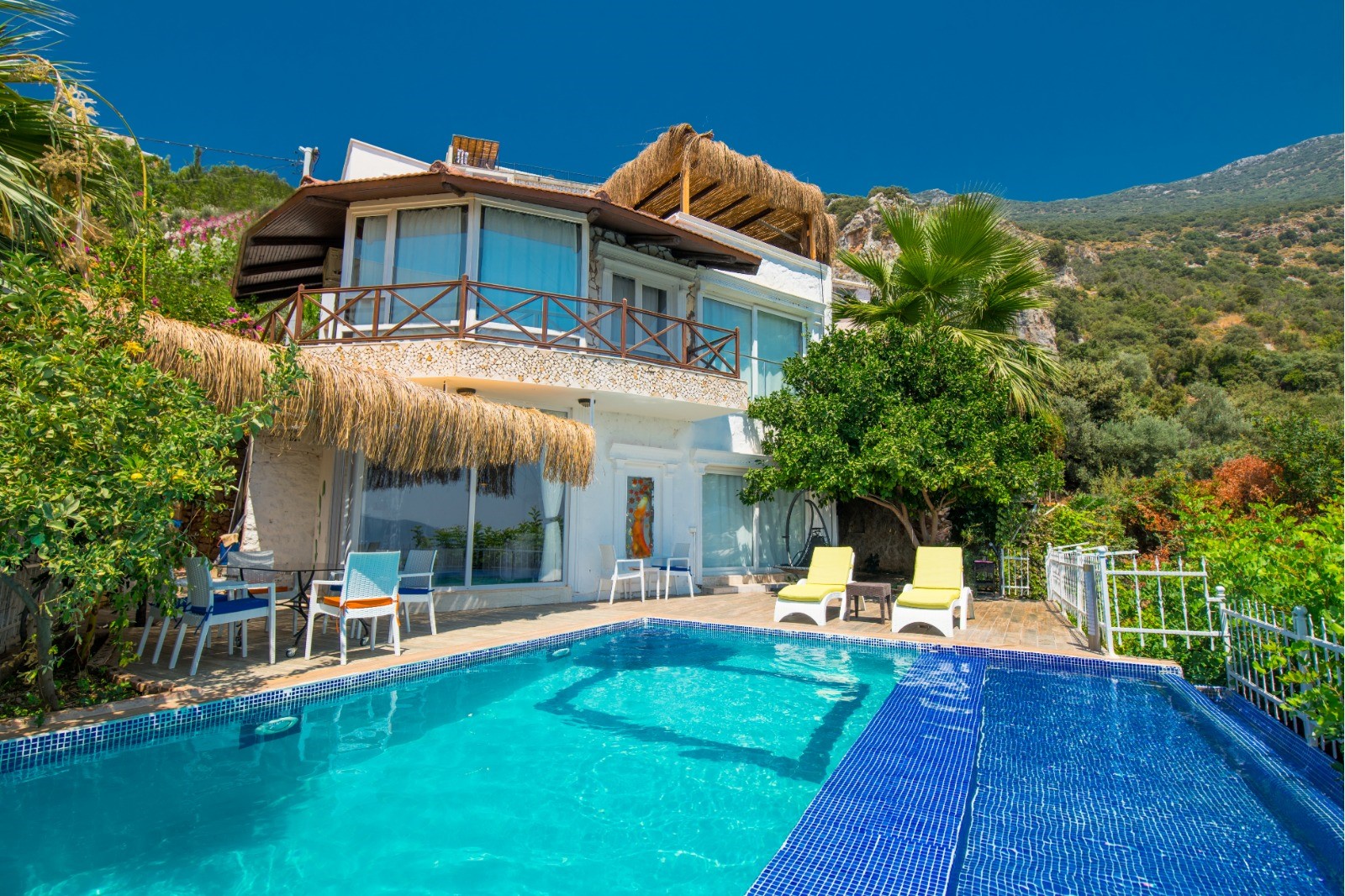 Kalkan, Akbel bölgesinde, 4 odalı, Özel Havuzlu Villa