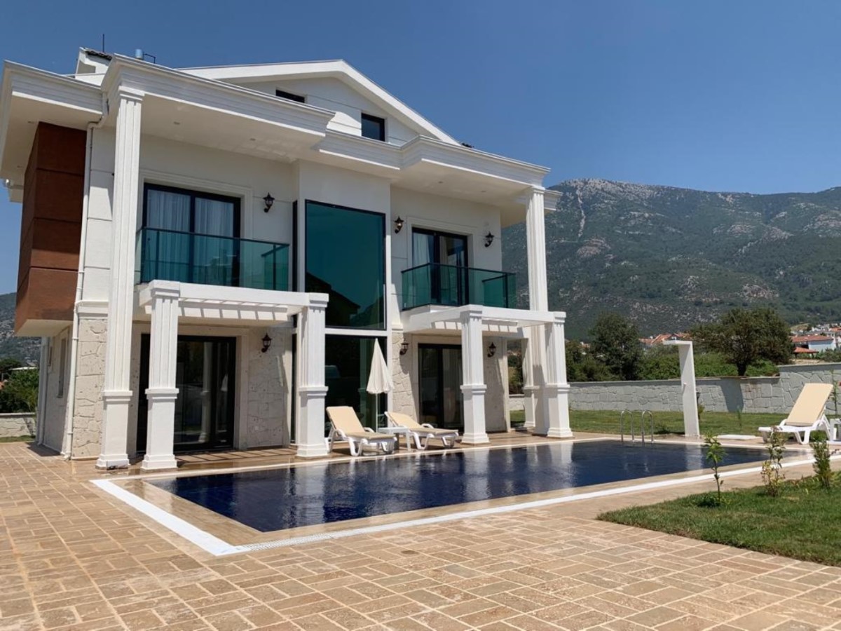 Fethiye, Ovacık bölgesinde, 4 odalı, Özel Havuzlu Villa