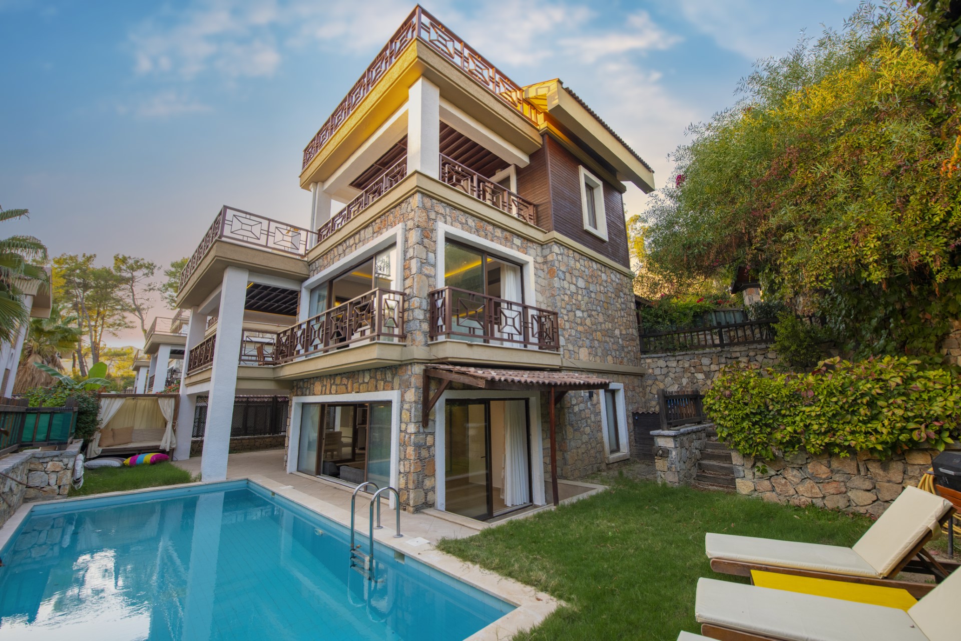 Göcek bölgesinde, 4 odalı, Özel Havuzlu Villa