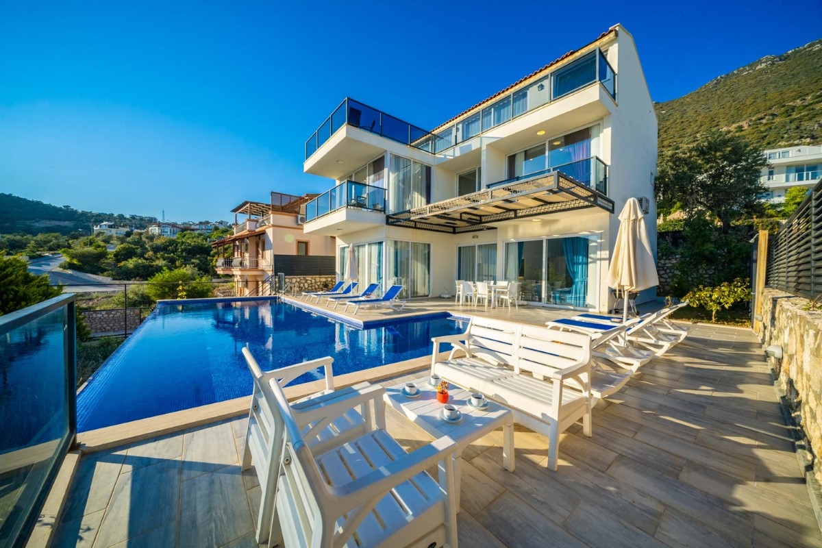 Kalkan, Kızıltaş bölgesinde, 5 odalı, Özel Havuzlu Villa